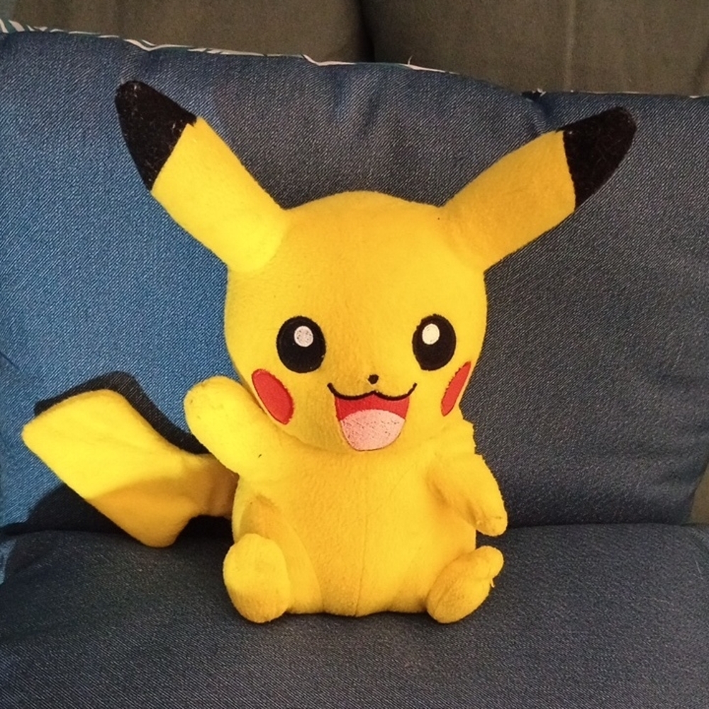Tomy Pokemon Pikachu Plush Toy, 8 Inches Tall Stuff Animal Pre-owned